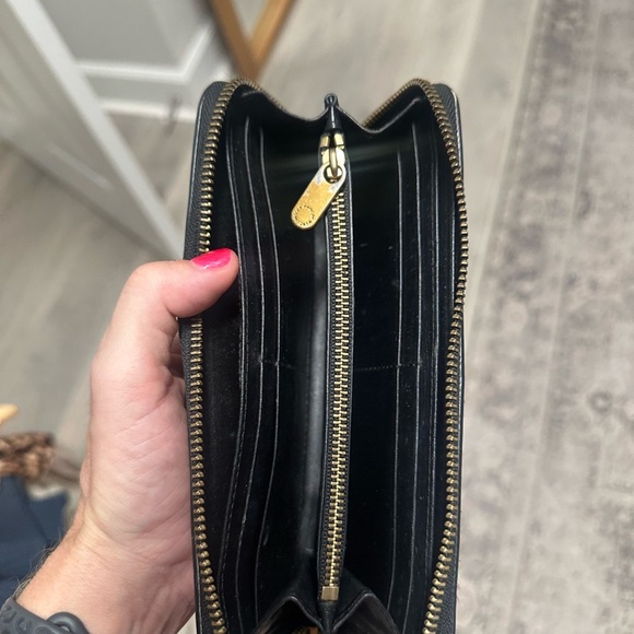 Marc by Marc Jacobs Black Leather Wallet with Gold Accents - Picture 2 of 5